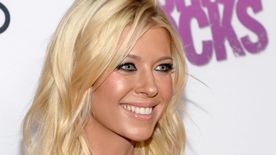 Rémisztően sovány Tara Reid: fotó