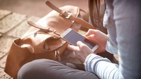 Mentális problémákat okozhat a mobilfüggőség
