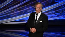 A cápa című film után ezrek indultak cápavadászatra: Spielberg sajnálja, hogy alkotása ekkora pusztításhoz vezetett