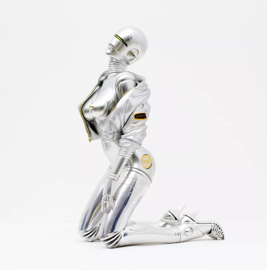 Forrás: Hajime Sorayama/sorayama.jp