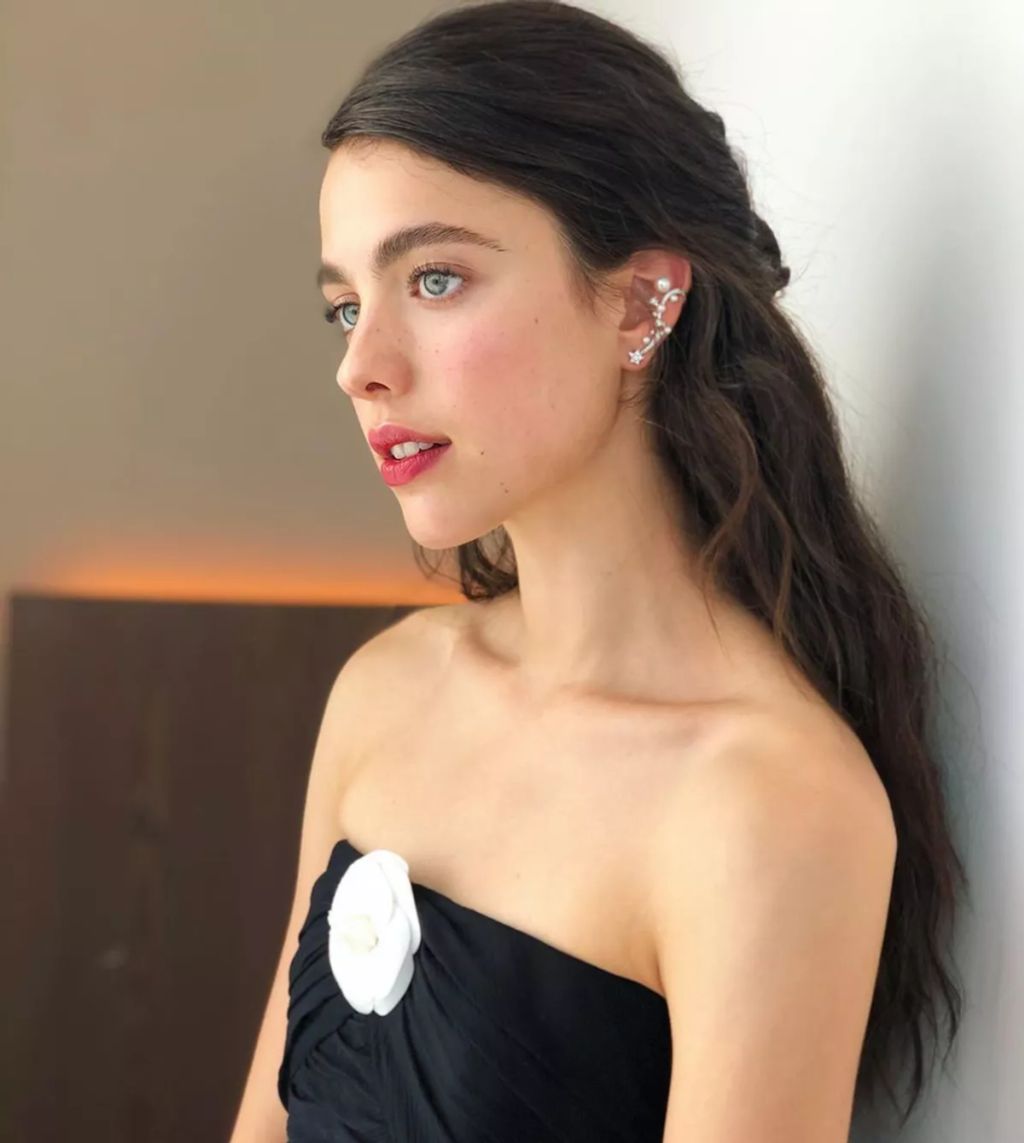 Forrás: Instagram/margaretqualley