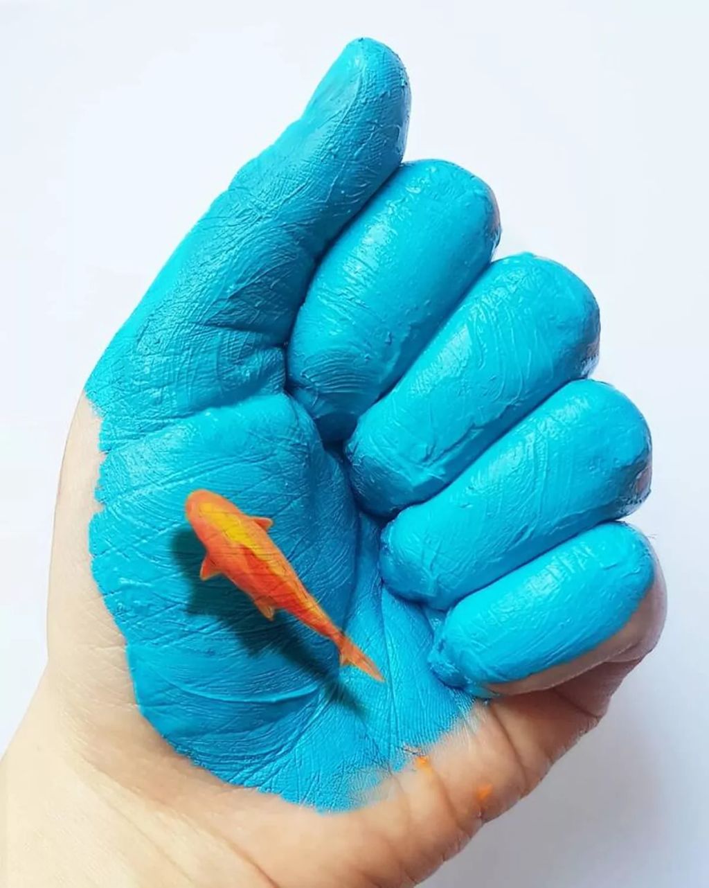 Forrás: Instagram/Golsa Golchini Art