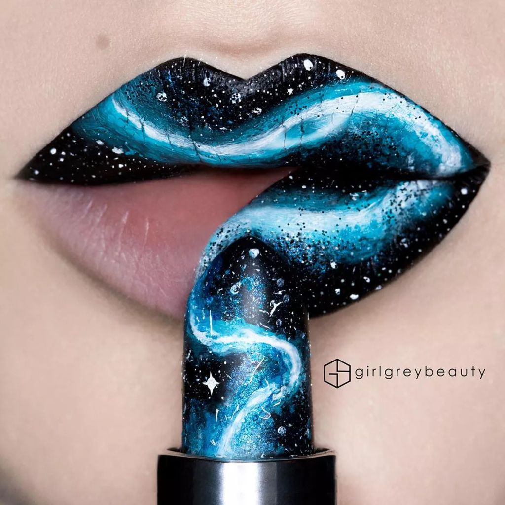 Forrás: Instagram/girlgreybeauty