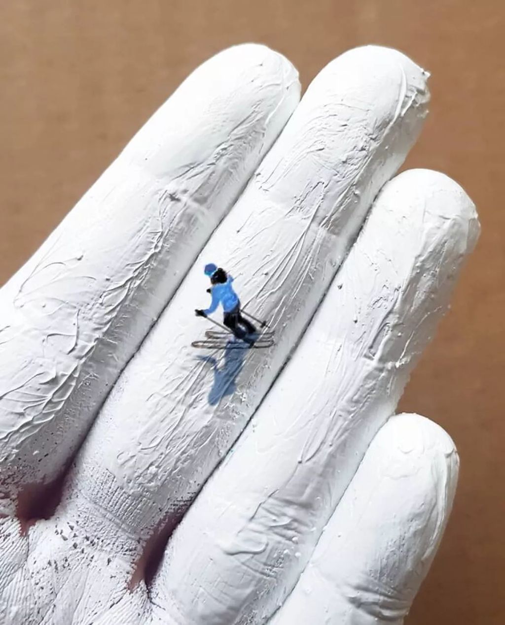 Forrás: Instagram/Golsa Golchini Art