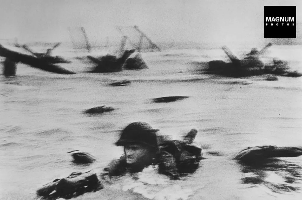 Forrás: ©Robert Capa © International C/©Robert Capa © International Center of Photography / Magnum Photos/Robert Capa © International Cen