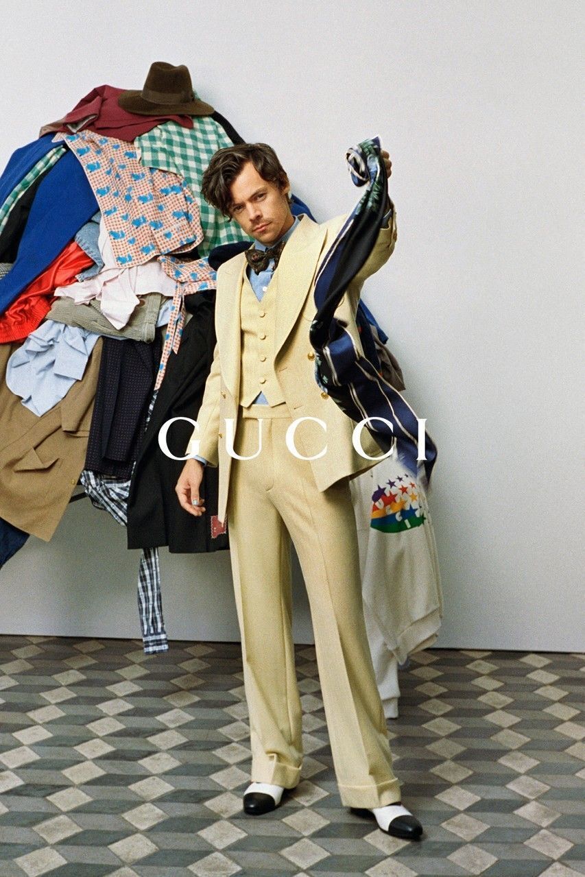 Harry Styles Gucci pour une collection capsule à son nom, "Harry Styles x Gucci"