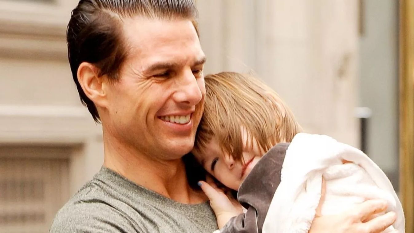 Tom Cruise és Suri in NYC