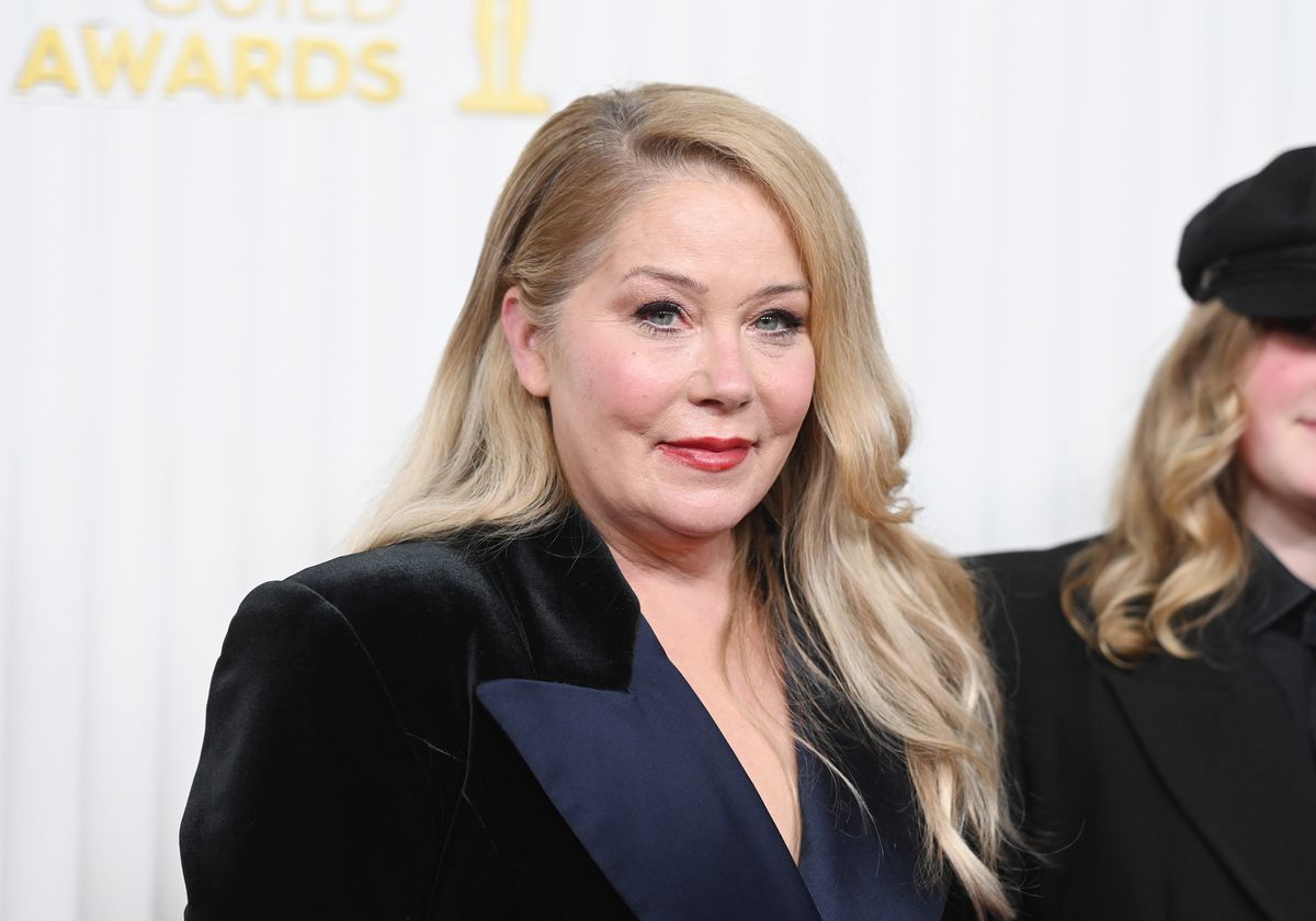 Christina Applegate 2021-ben hozta nyilvánosságra betegségét