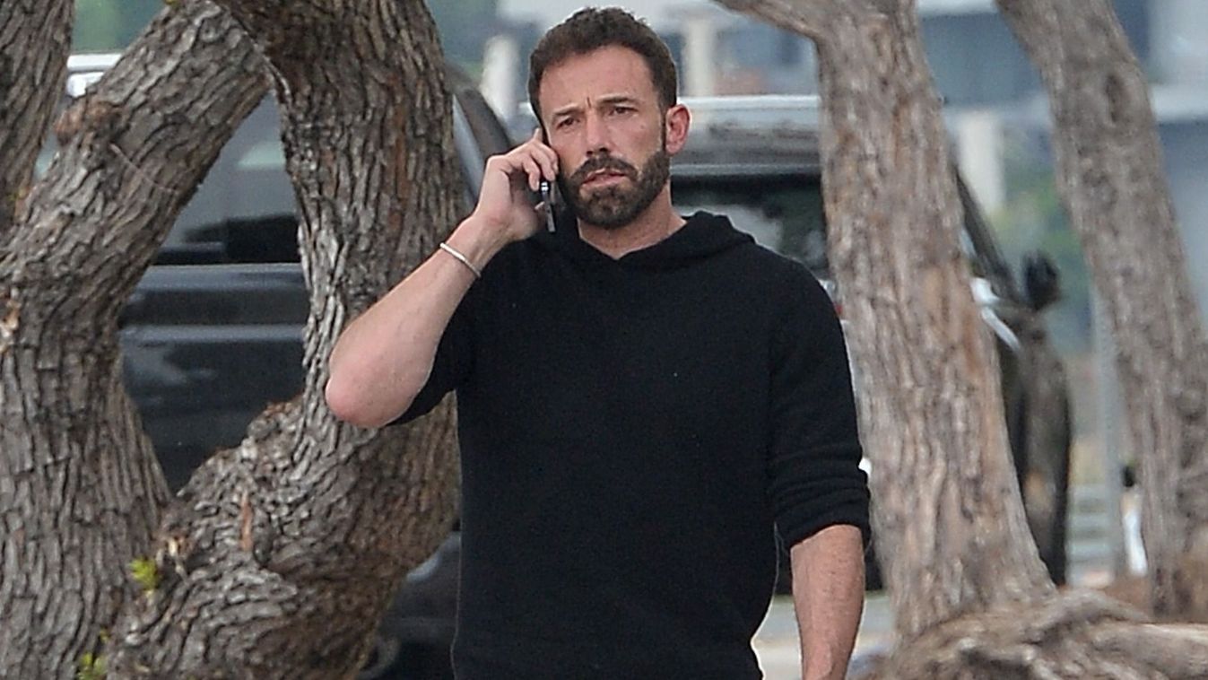 Ben Affleck is Pictured Out With His Son in Los Angeles
