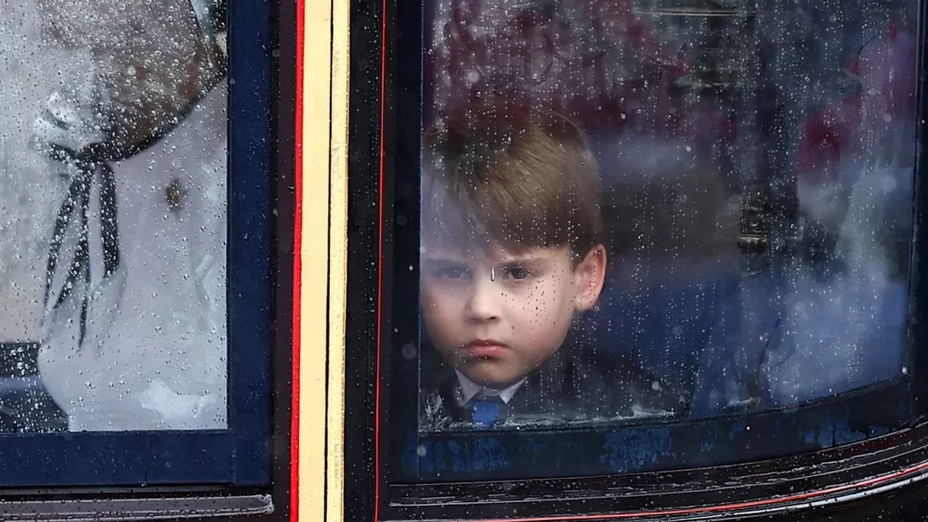 Lajos herceg legaranyosabb pillanatai a Trooping the Colour parádén, Károly király születésnapi ünnepségén