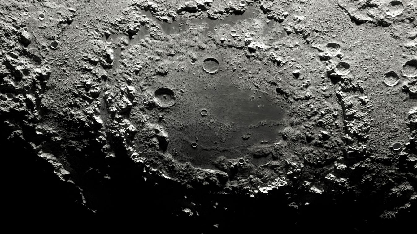 Moon,Close,Up,-,Maps,From,Nasa,-,3d,Rendering