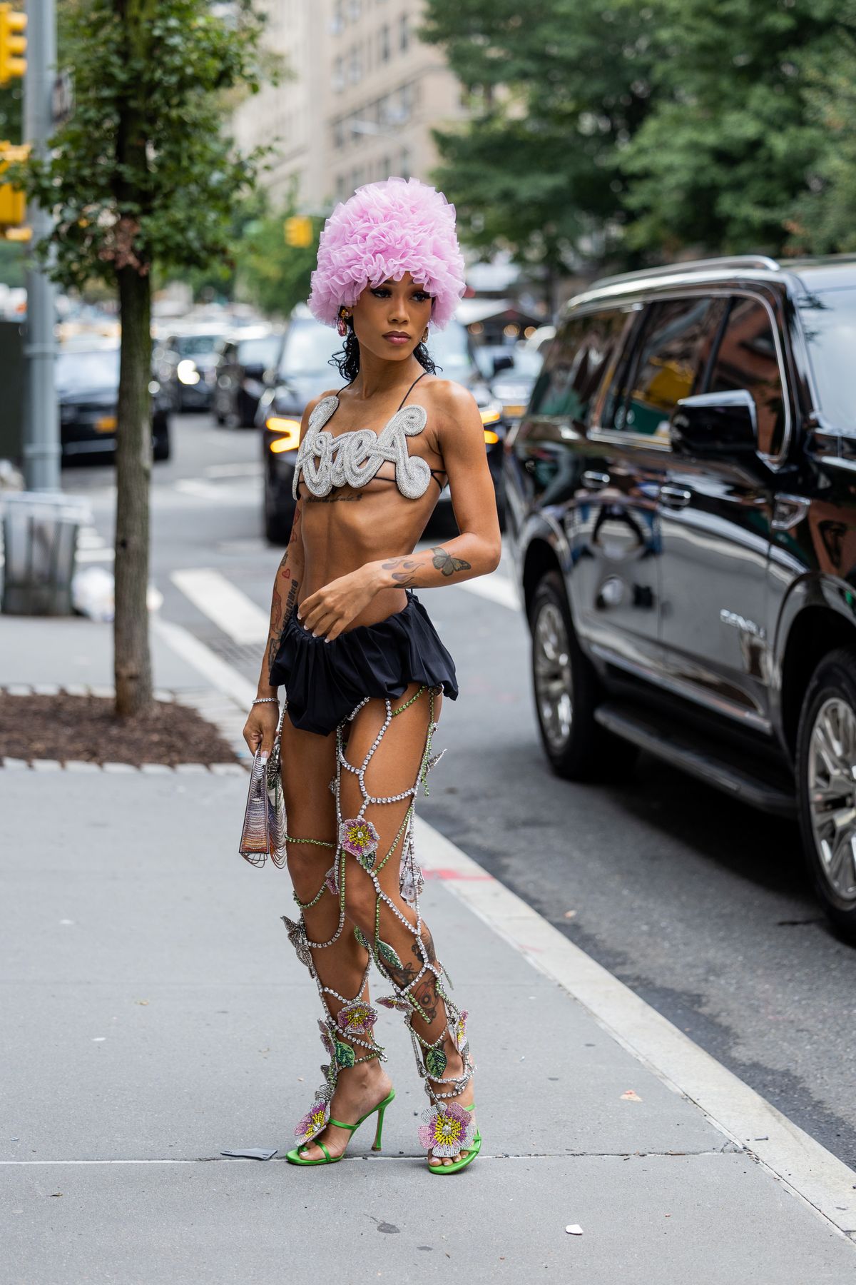 Street Style - September 2022 - New York Fashion Week