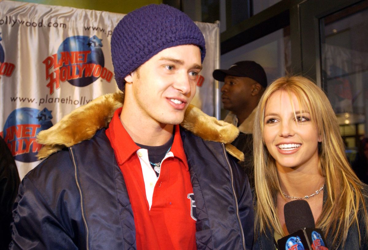 Britney Spears, Justin Timberlake, hírességekSuper Bowl XXXVI - Britney Spears & Justin Timberlake Super Bowl Fundraiser