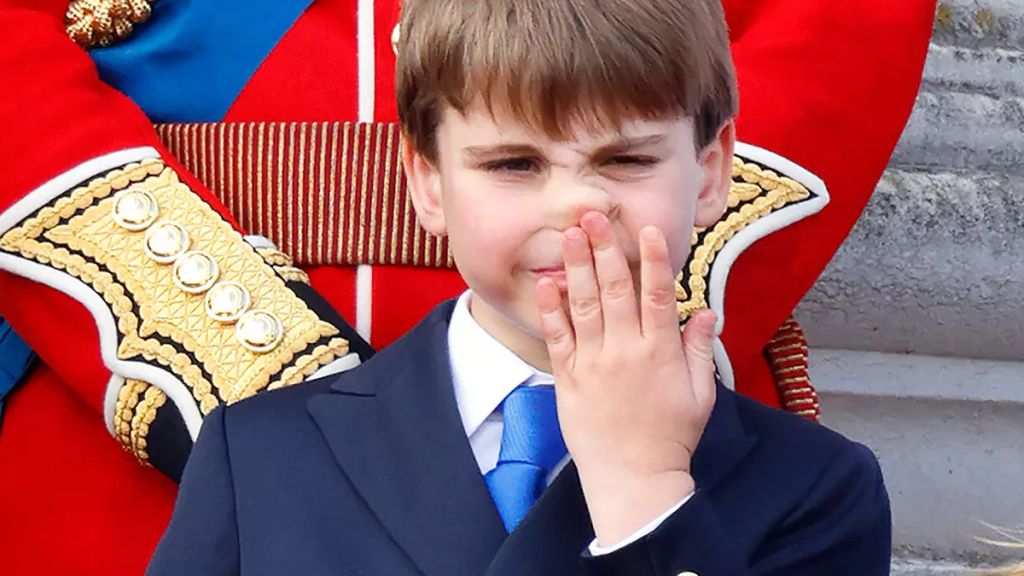 Lajos herceg legaranyosabb pillanatai a Trooping the Colour parádén, Károly király születésnapi ünnepségén