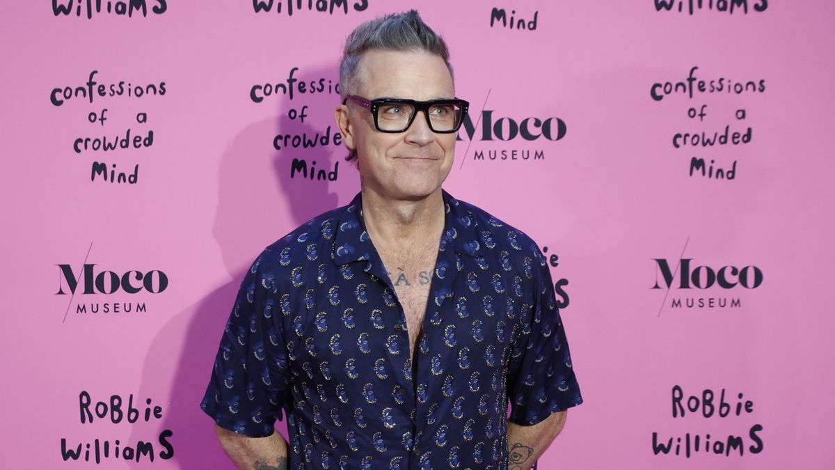 Robbie Williams Exhibits His Artwork On Mental Health In Barcelona