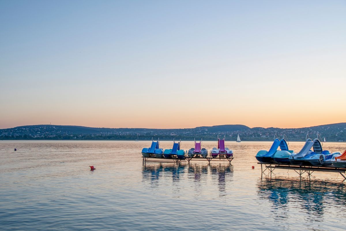 Paddle,Boats,In,The,Lake,Balaton,,Hungary,At,Twilight