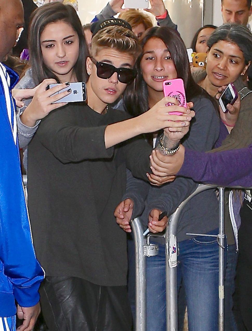 Justin Bieber greets fans at Power 106 Part 2