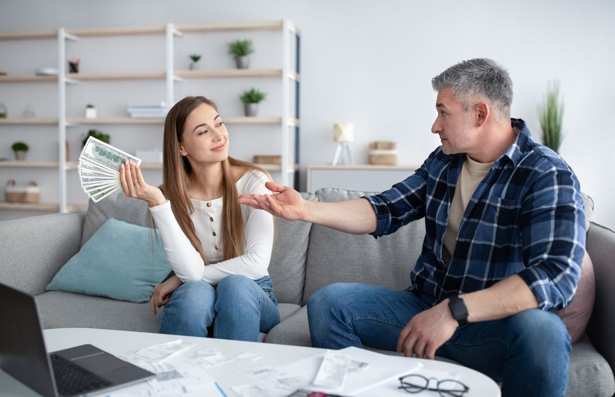 A life coach válaszol : mi a helyzet akkor, ha a nő többet keres?