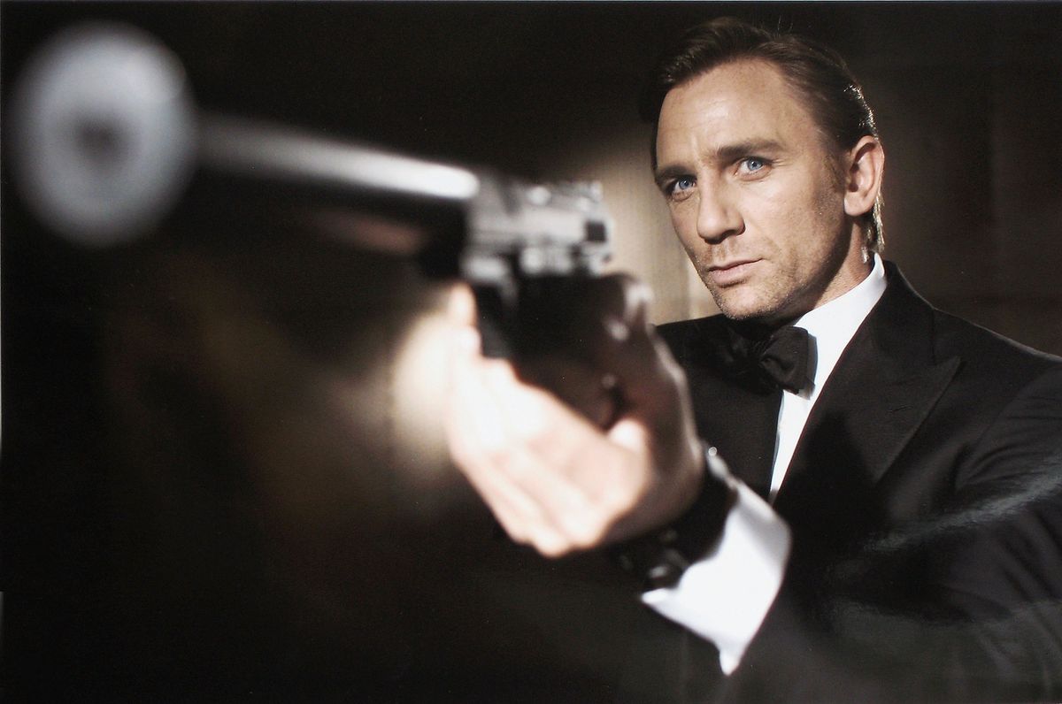 Daniel Craig New "Casino Royale" James Bond Is Unveiled