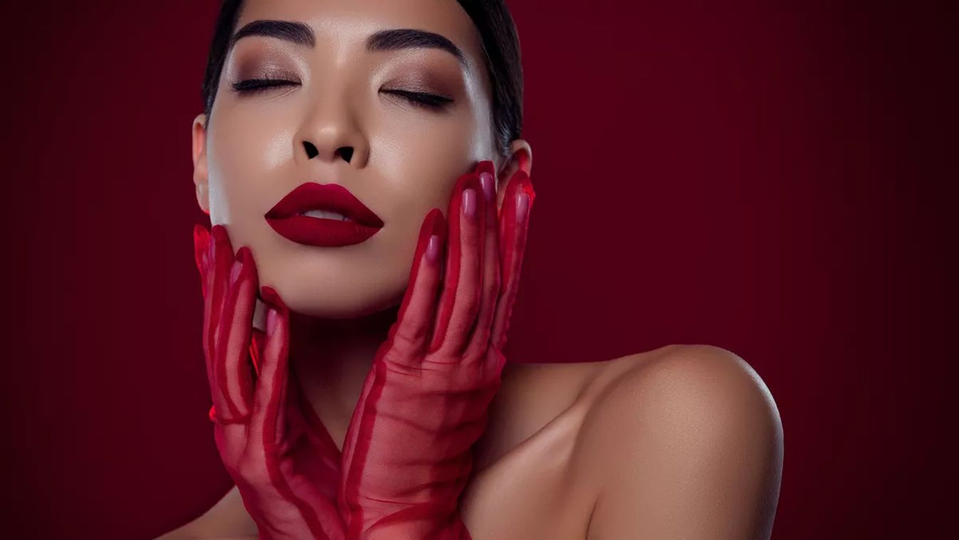 Photo,Of,Asian,Young,Girl,Femme,Fatale,Touch,Cheeks,Closed
