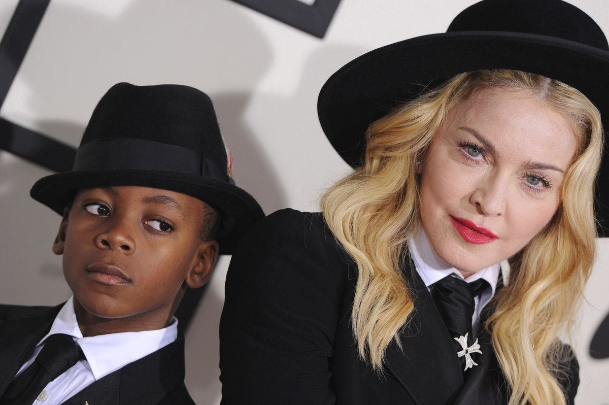 David Banda és Madonna 2016-ban 56th GRAMMY Awards - Arrivals