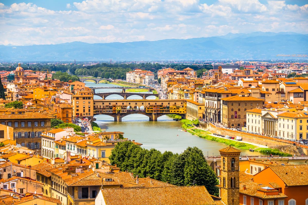 Florence,Cityscape.,Aerial,View.,Sunny,Florence,Historic,Center,From,Above.