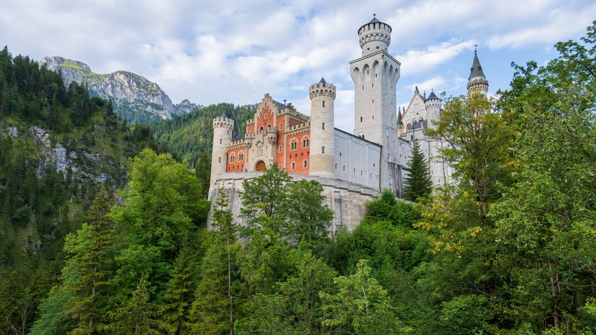 Neuschwanstein kastély, Disney-kastély, Németország, szelfizés halál