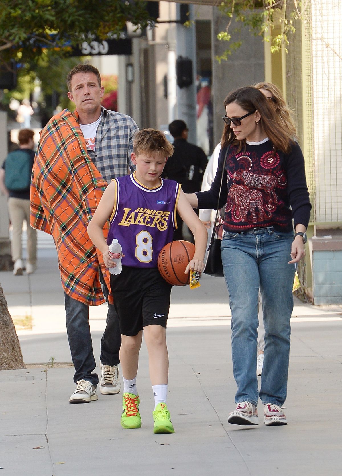 Ben Affleck and Jennifer Garner Reunite For Their Son's Basketball Game in Los Angeles