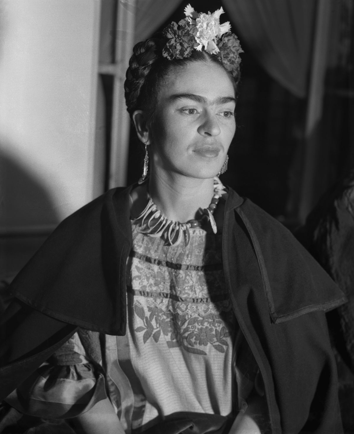 Frida Kahlo neve egyet jelent a mexikói művészet és kultúra megtestesítőjével