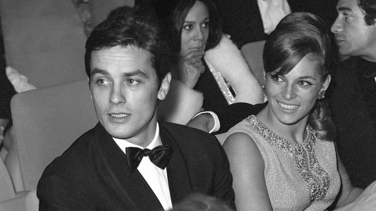 Alain et Nathalie Delon à Paris en 1965, Alain Delon, Nathelie Delon 