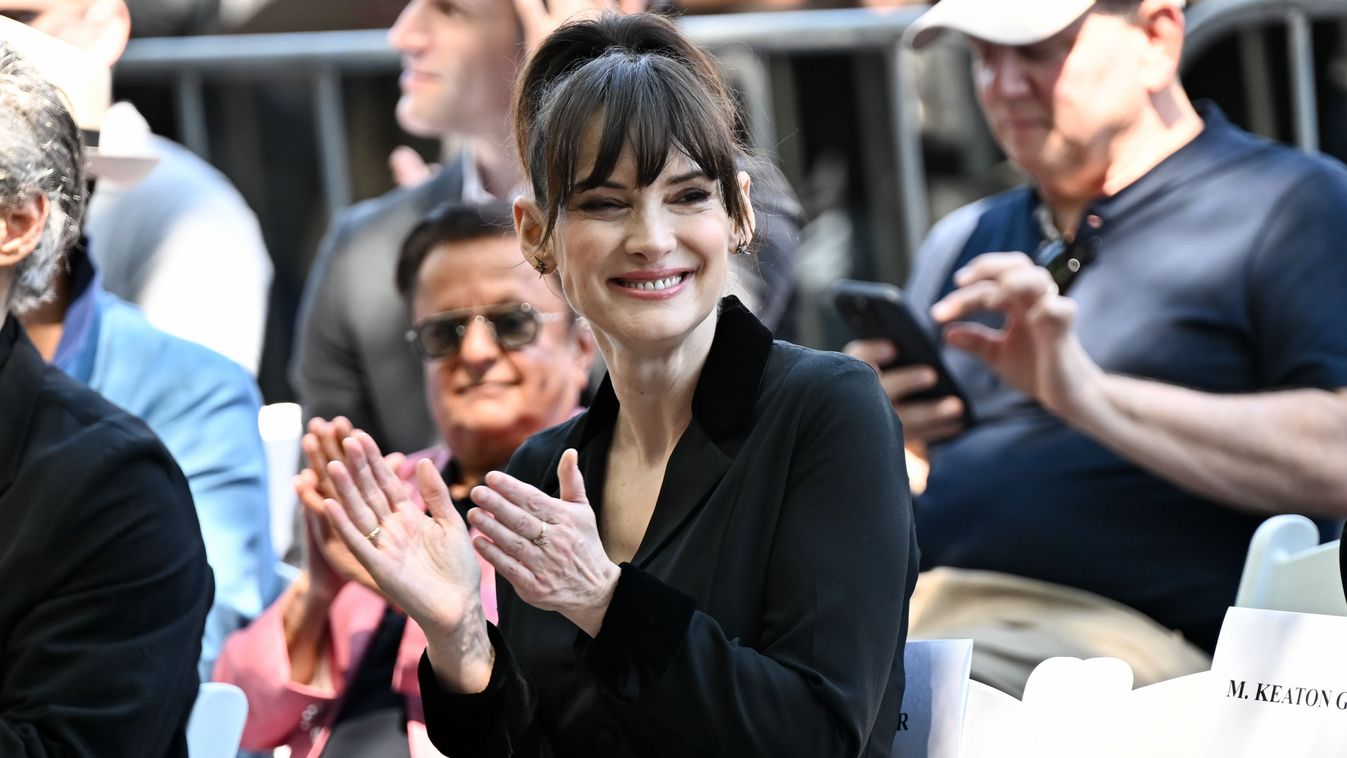 Winona Ryder és Keanu Reeves véletlenül házasodtak össze