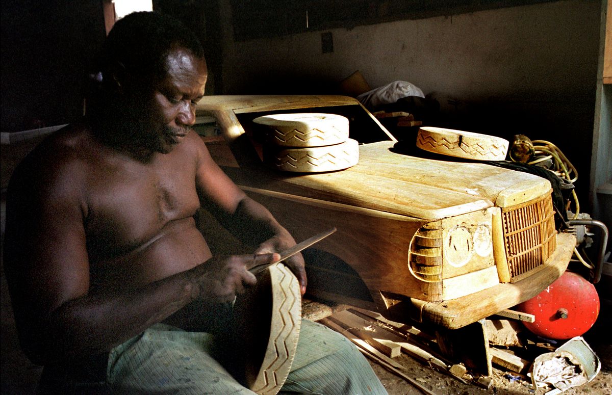 GHANA-CERCUEILS DE TESHIE-ARTISANAT-OBSEQUES