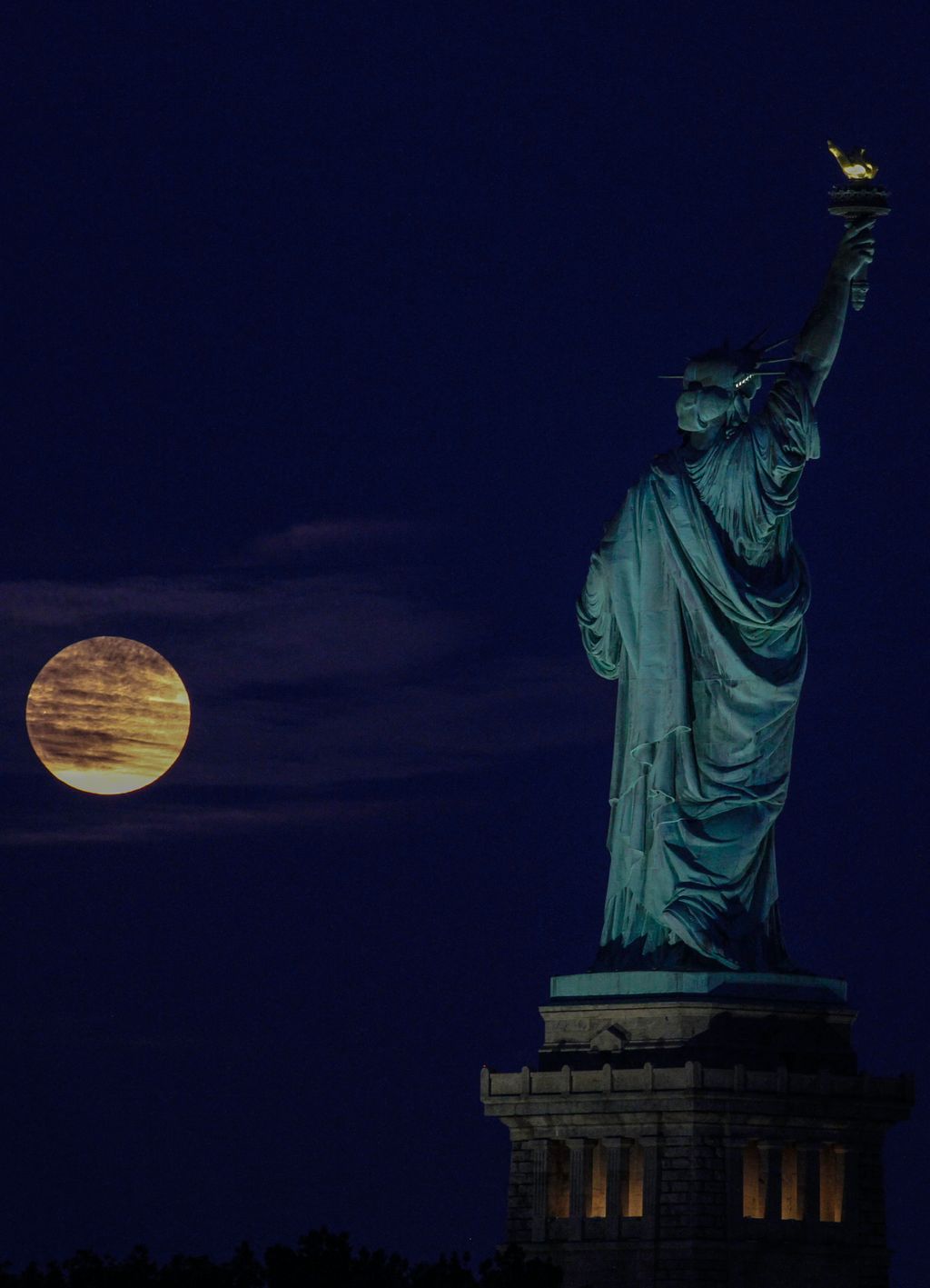 Supermoon In New York City