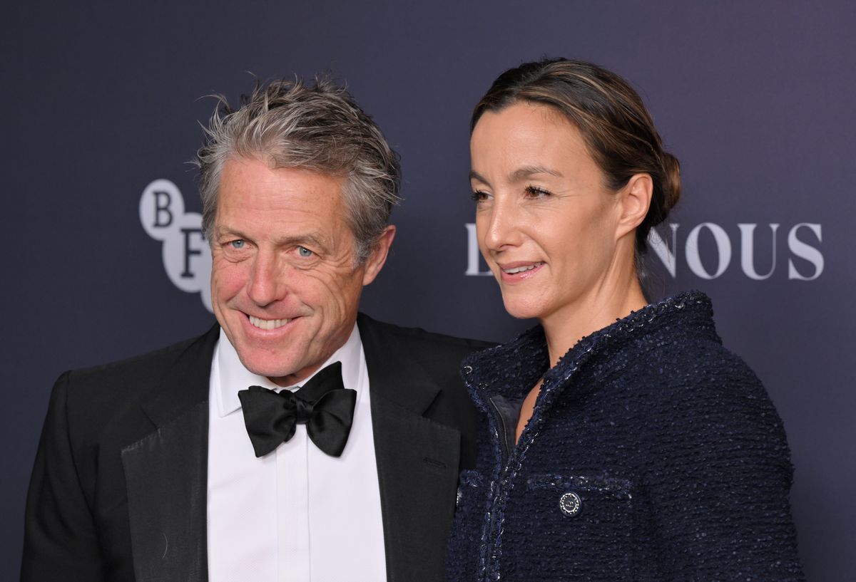 Hugh Grant és felesége, Anna Eberstein