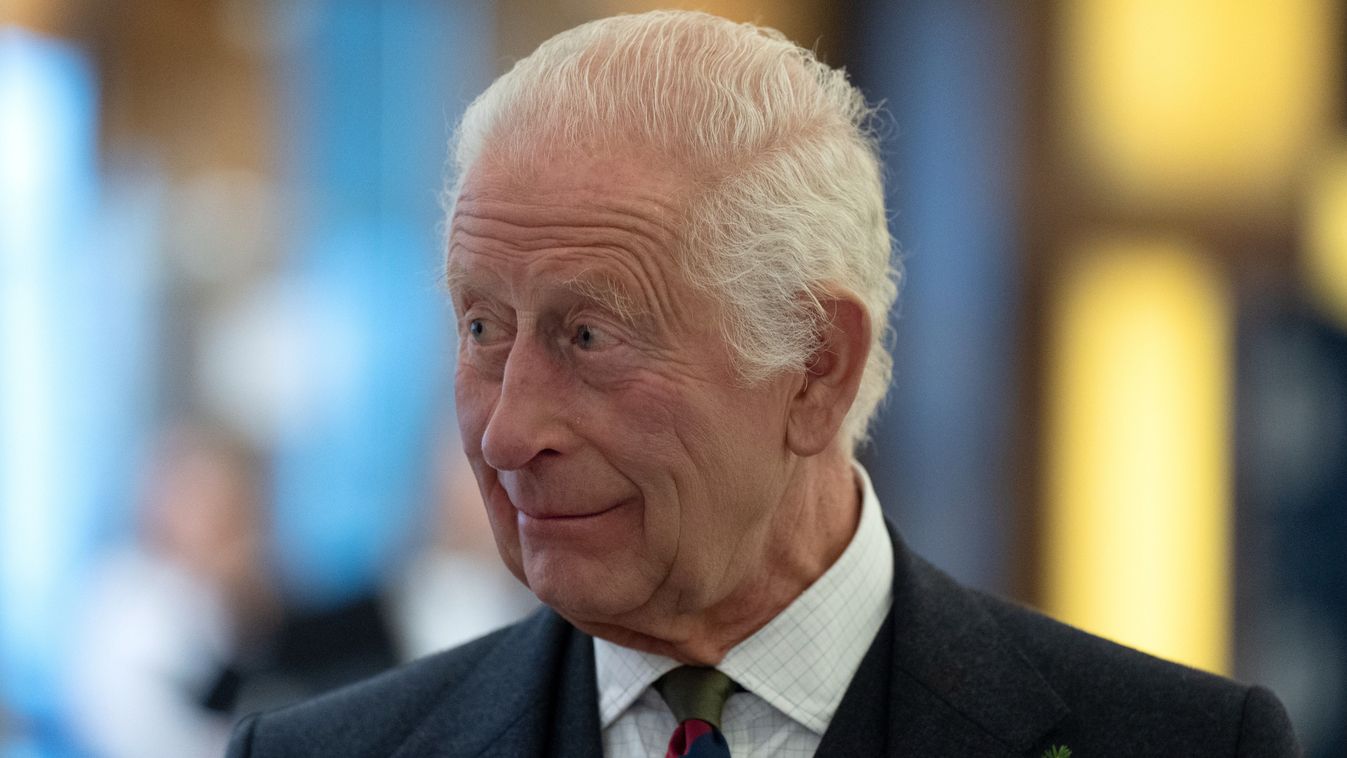 The King and Queen Attend The Commemoration Of The 25th Anniversary Of The Scottish Parliament