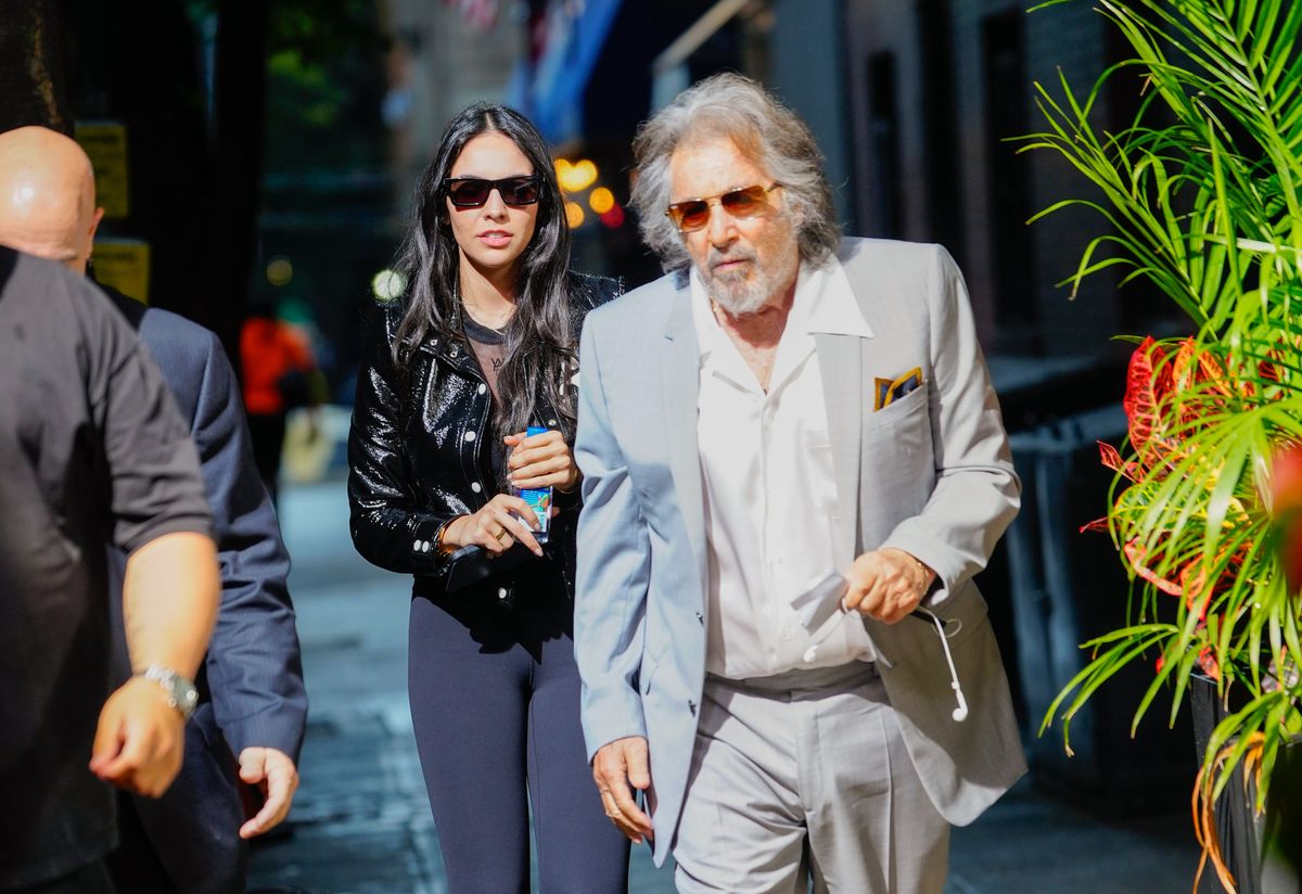 Celebrity Sightings In New York City - August 24, 2023, Al Pacino és Noor Alfallah