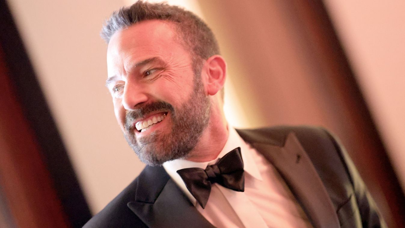 81st Annual Golden Globe Awards - Ballroom Entry, ben affleck