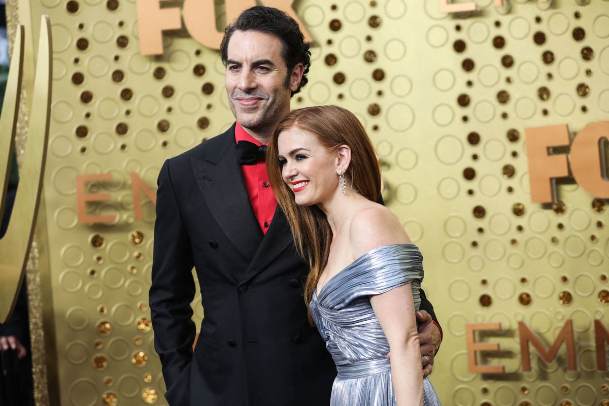 (FILE) Isla Fisher Announces Divorce from Sacha Baron Cohen After 13 Years of Marriage