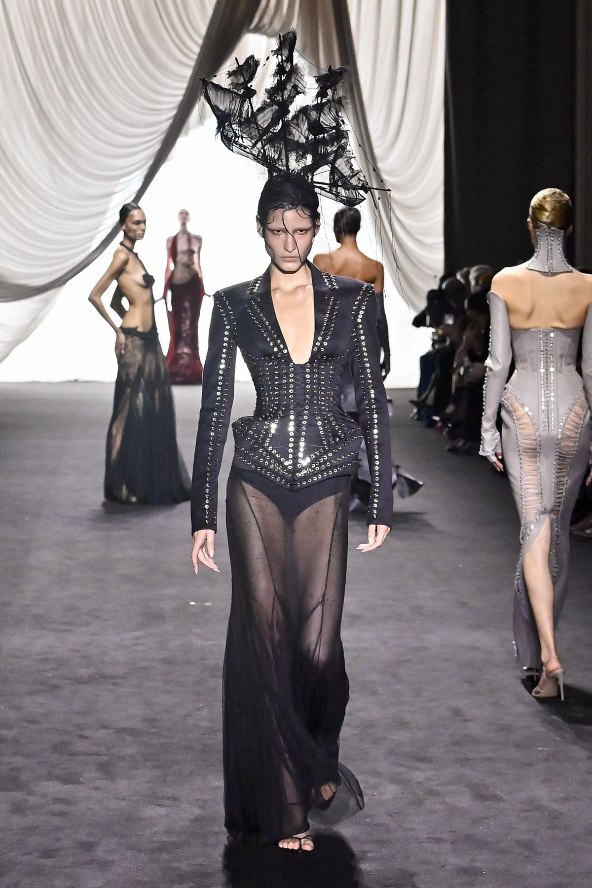 Jean Paul Gaultier by Ludovic de Saint Sernin - Runway - Spring/Summer 2025 Paris Haute Couture Fashion Week