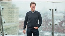 26 évvel fiatalabb színésznővel fotózták le Tom Cruise-t: így töltötték a Valentin-napot