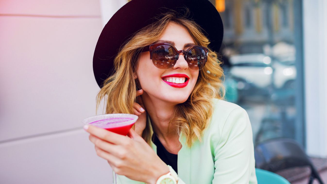 Stylish,Pretty,Woman,In,Casual,Outfit,,Black,Hat,And,Neon