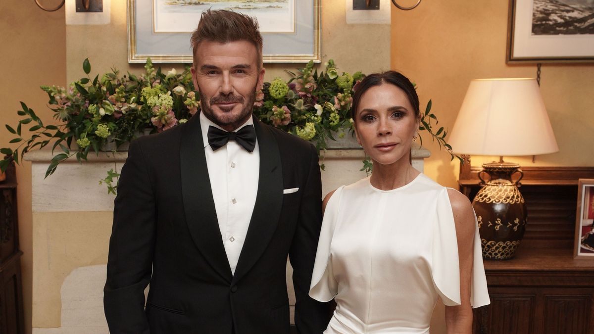 David Beckham and Victoria Beckham attend a dinner in celebration of Slow Food at King Charles III's Gloucestershire estate, Highgrove Gardens on February 7, 2025 inTetbury, England. The King and Queen will join Hollywood star Stanley Tucci for a black tie dinner to celebrate Italian cuisine at Highgrove on Friday evening. The pair have invited the Italian-American Devil Wears Prada actor and well-known foodie and the Italian ambassador to the UK, Inigo Lambertini, to his  Gloucestershire estate to enjoy a feast of sustainable Slow Food. (Photo by Ben Birchall - WPA Pool/Getty Images)