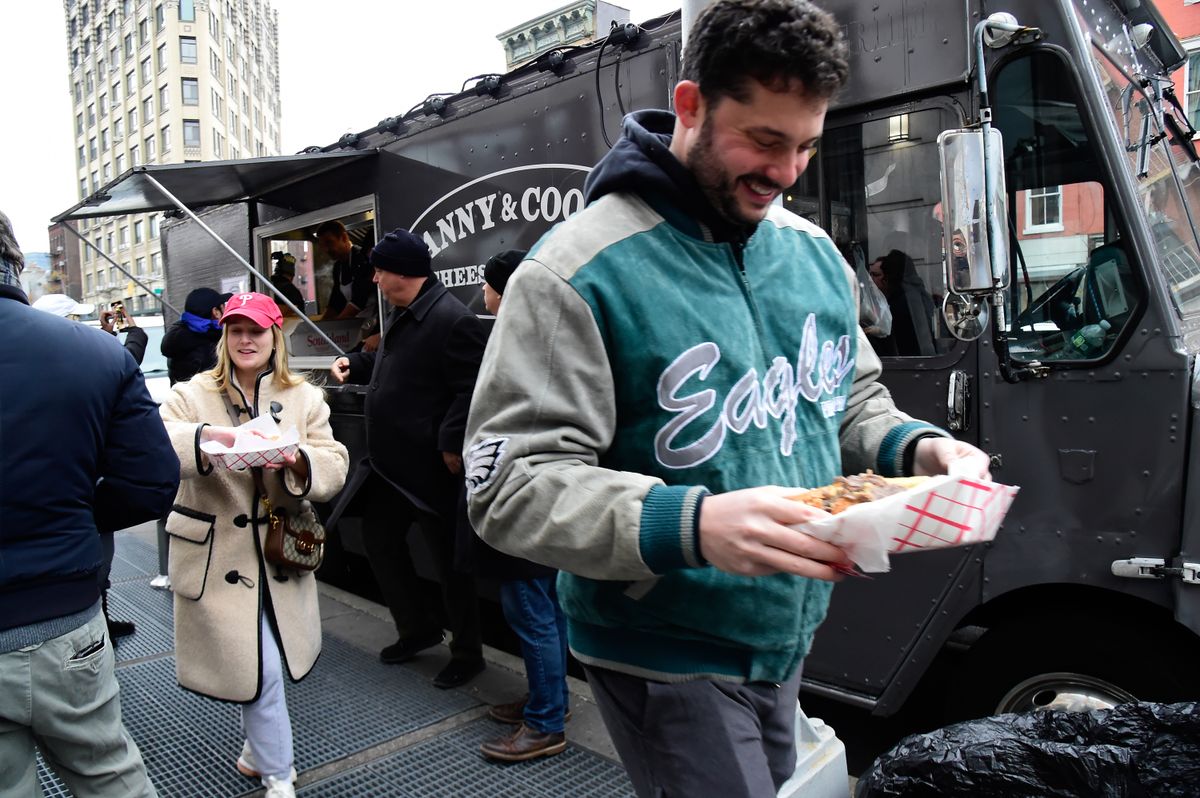 sztárhírek, Bradley Cooper, street food