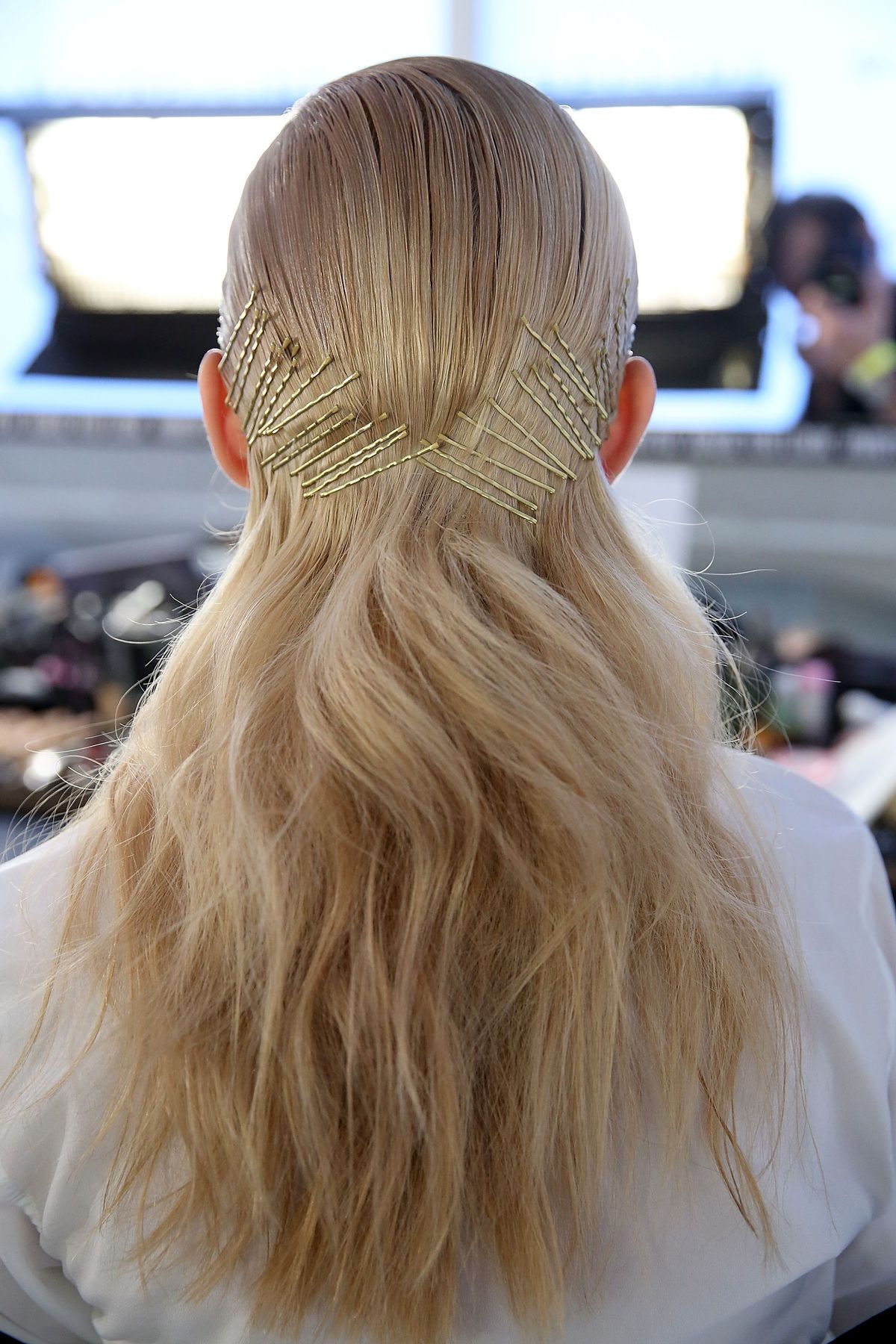 Cushnie Et Ochs - Backstage - MADE Fashion Week Fall 2015