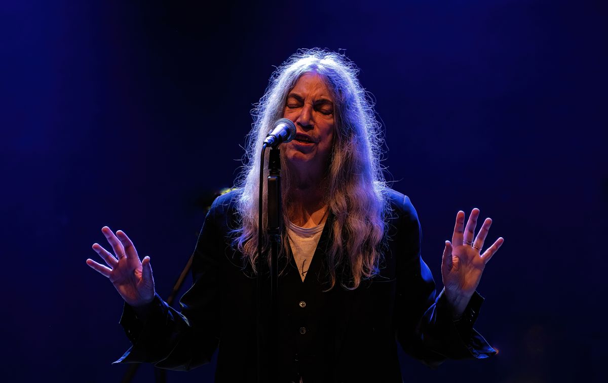 Patti Smith elmondta, napok óta migrén gyötörte