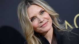 Michelle Pfeiffer újra a kamera előtt – Természetes szépségét imádják a rajongók