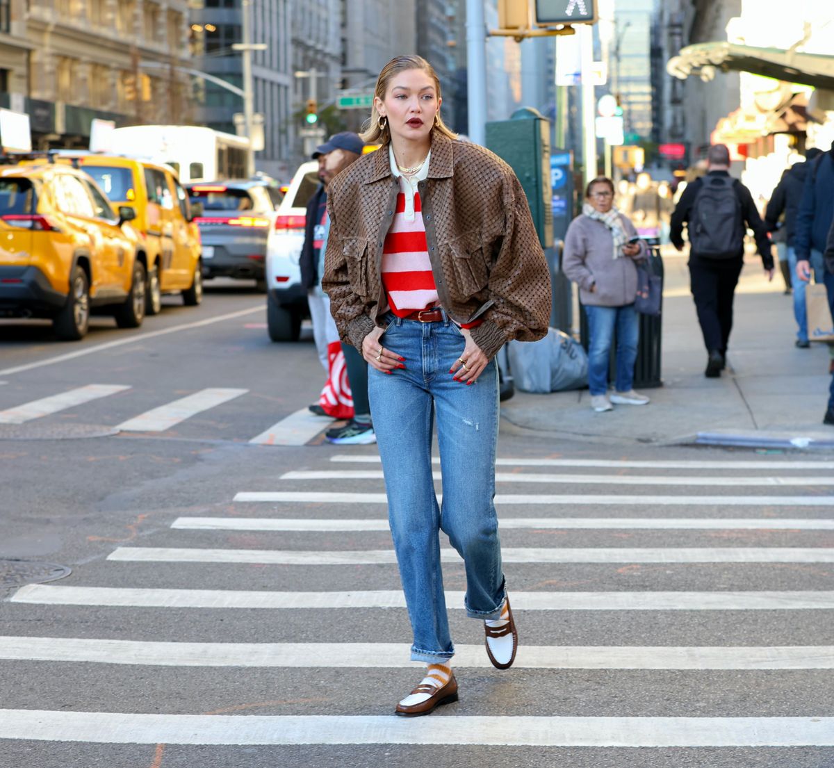 NEW YORK, NY - NOVEMBER 13: Gigi Hadid is seen filming a commercial for 'Maybelline' in Downtown, Manhattan on November 13, 2024 in New York City.  (Photo by Jose Perez/Bauer-Griffin/GC Images)