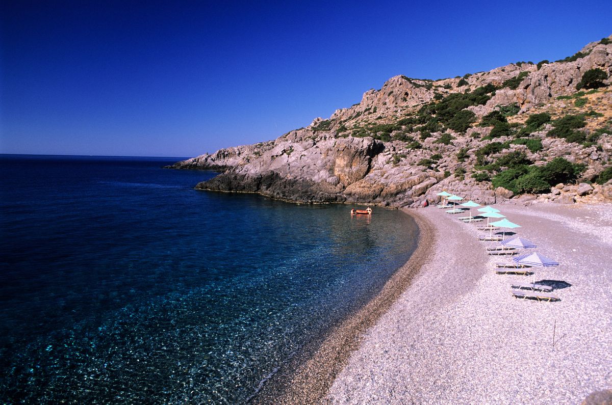 Az Elafonissi Beach rózsaszín homokja káprázatos