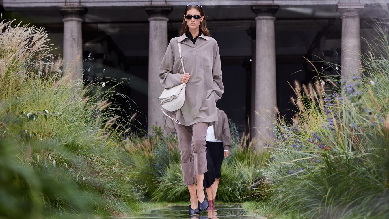 MILAN, ITALY - SEPTEMBER 18: A model walks the runway at the Boss fashion show during the Milan Womenswear Spring/Summer 2025 on September 18, 2024 in Milan, Italy. (Photo by Pietro D'Aprano/Getty Images)