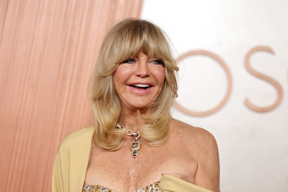 Goldie Hawn szürkehályoggal küzd